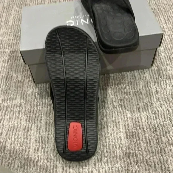 Vionic Wave Men’s Toe Post Sandal Black 6 , 7.5 silo_mtideii_black.jpg main image 3